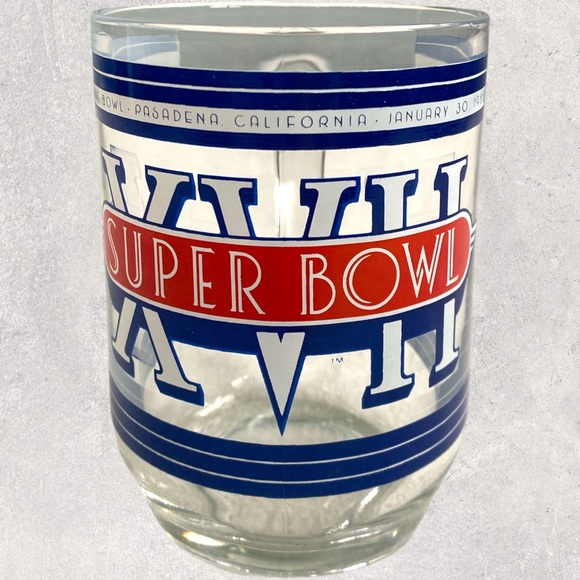 Vintage 1983 Super Bowl XVll Glass Mug - Picture 2 of 3